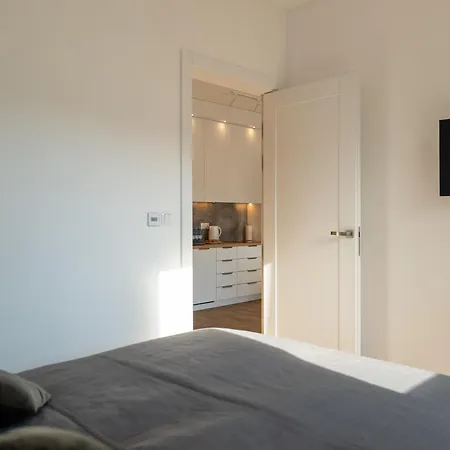 Apartament Plaza 41 By The Sea *