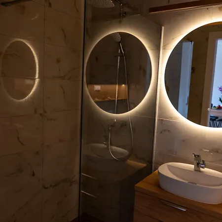 Plaza 41 By The Sea Apartament *